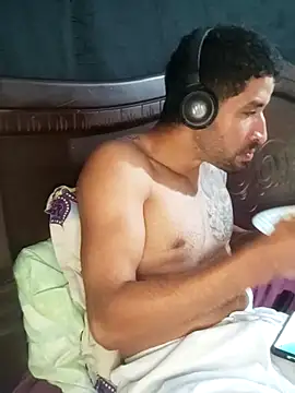 Snapshot of Alexsexygamer chatting on 02/11/26, 01:21 Alexsexygamer online show from 02/11/26, 01:21