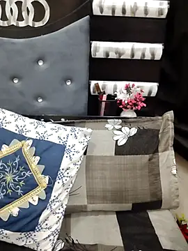 Snapshot of Suhana_Darling chatting on 03/05/26, 07:54 Suhana Darling online show from 03/05/26, 07:54