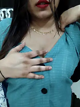 Snapshot of Suhana_Darling chatting on 03/18/26, 01:09 Suhana Darling online show from 03/18/26, 01:09