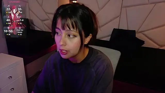 Snapshot of sophiaa_7 chatting on 11/10/25, 11:20 sophiaa 7 online show from 11/10/25, 11:20