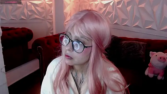 Snapshot of sophiaa_7 chatting on 01/08/26, 11:34 sophiaa 7 online show from 01/08/26, 11:34