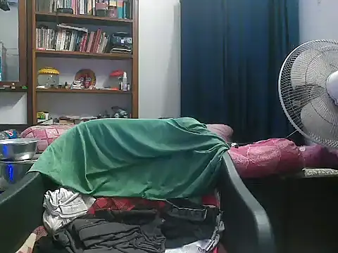 Onami 6996 online show from 10/13/25, 03:45