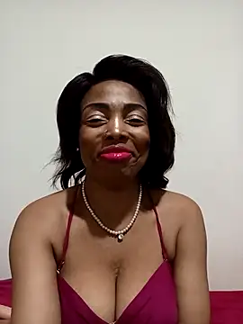 SEXYMOANSXX online show from 12/03/25, 03:10