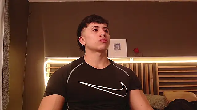 PaulEvens online show from 09/26/25, 01:15