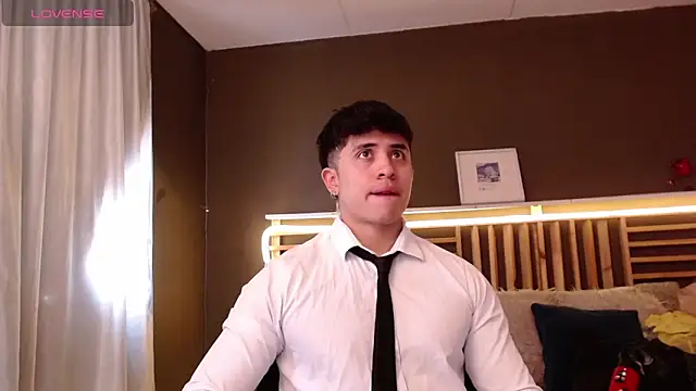 PaulEvens online show from 11/10/25, 01:10