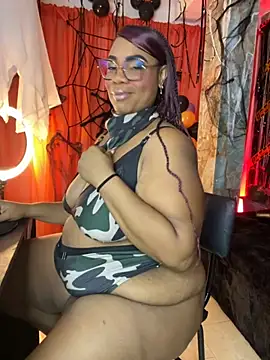 Snapshot of aranzzalatin chatting on 10/24/25, 11:39 aranzzalatin online show from 10/24/25, 11:39