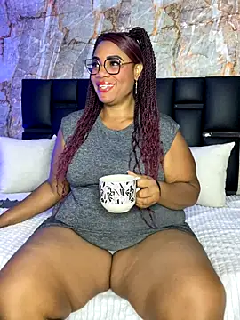 Snapshot of aranzzalatin chatting on 11/05/25, 11:43 aranzzalatin online show from 11/05/25, 11:43