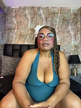 Snapshot of aranzzalatin chatting on 11/21/25, 07:12 aranzzalatin online show from 11/21/25, 07:12