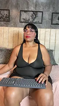 Snapshot of aranzzalatin chatting on 01/31/26, 09:35 aranzzalatin online show from 01/31/26, 09:35