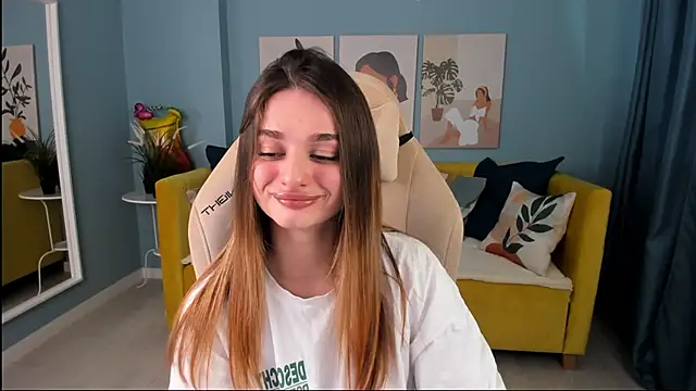 Snapshot of SweetyLicky chatting on 09/10/25, 02:39 SweetyLicky online show from 09/10/25, 02:39