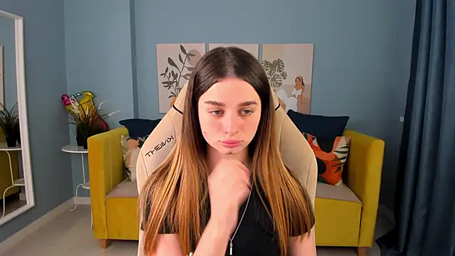 Snapshot of SweetyLicky chatting on 09/22/25, 04:20 SweetyLicky online show from 09/22/25, 04:20