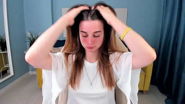 Snapshot of SweetyLicky chatting on 09/24/25, 04:43 SweetyLicky online show from 09/24/25, 04:43