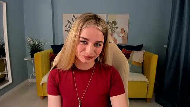 Snapshot of SweetyLicky chatting on 09/29/25, 04:12 SweetyLicky online show from 09/29/25, 04:12