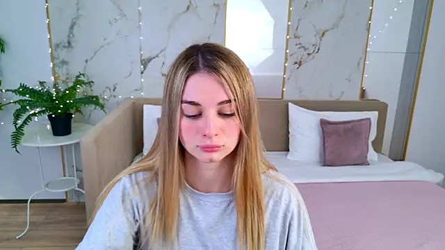 SweetyLicky online show from 05/08/26, 03:06