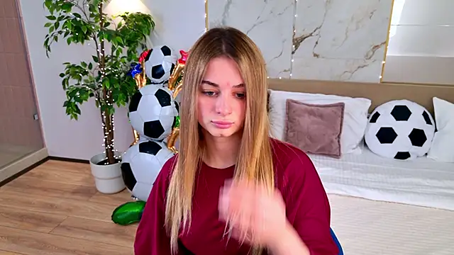 SweetyLicky online show from 06/22/26, 04:04