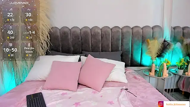 Viollet xoxo online show from 09/24/25, 07:50