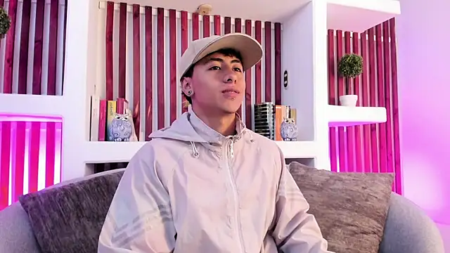 Troy dalton online show from 09/27/25, 06:57