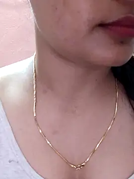 Snapshot of DPK25 chatting on 03/24/26, 01:05 DPK25 online show from 03/24/26, 01:05