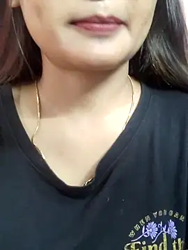 Snapshot of DPK25 chatting on 04/28/26, 10:42 DPK25 online show from 04/28/26, 10:42