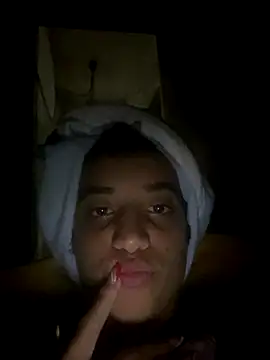 Snapshot of Larissa41 chatting on 01/06/26, 12:03 Larissa41 online show from 01/06/26, 12:03