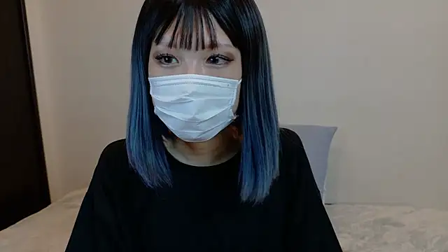 Snapshot of sarina_at chatting on 10/19/25, 09:21 sarina at online show from 10/19/25, 09:21