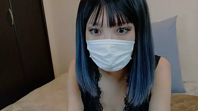 Snapshot of sarina_at chatting on 11/14/25, 09:30 sarina at online show from 11/14/25, 09:30