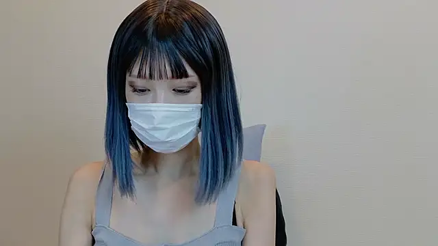 Snapshot of sarina_at chatting on 11/21/25, 04:22 sarina at online show from 11/21/25, 04:22