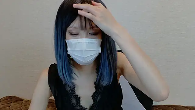 Snapshot of sarina_at chatting on 11/29/25, 07:33 sarina at online show from 11/29/25, 07:33