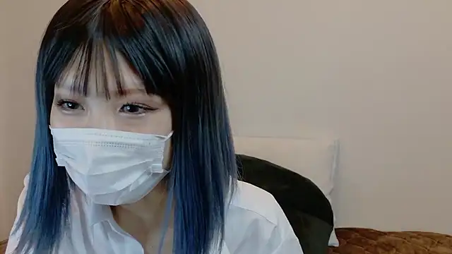 Snapshot of sarina_at chatting on 12/04/25, 09:29 sarina at online show from 12/04/25, 09:29