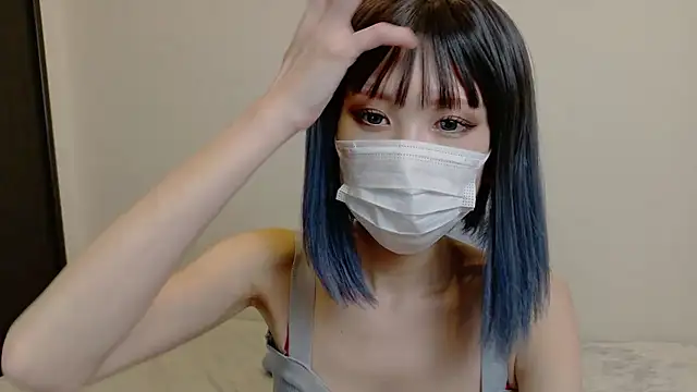 sarina at online show from 05/05/26, 09:28