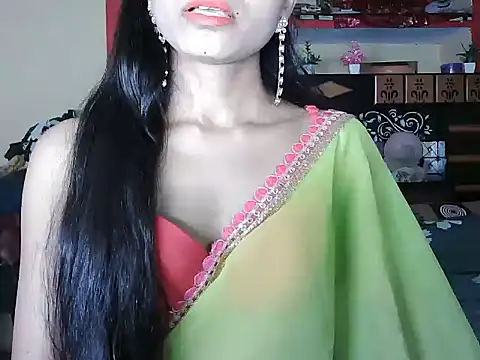 ROSE GOLDE online show from 10/07/25, 03:20