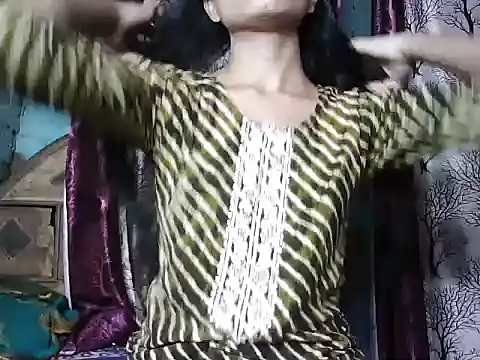 ROSE GOLDE online show from 11/03/25, 08:15