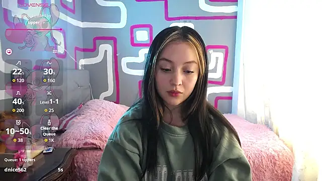 Snapshot of vero_doll2 chatting on 03/24/26, 03:06 vero doll2 online show from 03/24/26, 03:06