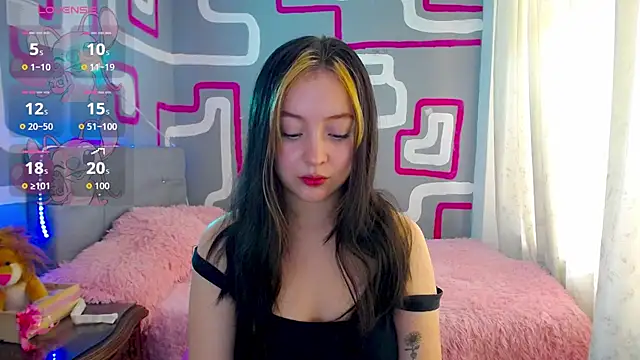 Snapshot of vero_doll2 chatting on 03/25/26, 01:39 vero doll2 online show from 03/25/26, 01:39