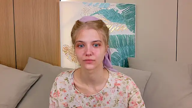 4example Chloe online show from 05/13/26, 05:27