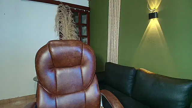 DanielaMonroe online show from 10/18/25, 09:26