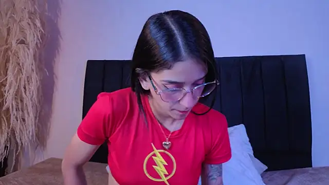 DanielaMonroe online show from 11/25/25, 09:04