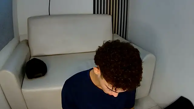 Snapshot of nathan_shimmer chatting on 01/15/26, 10:02 nathan shimmer online show from 01/15/26, 10:02