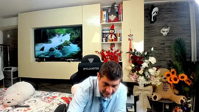 SpartacusDaddy48 online show from 04/24/26, 11:40