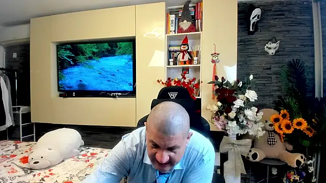SpartacusDaddy48 online show from 04/28/26, 10:26