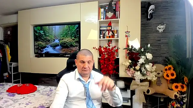 SpartacusDaddy48 online show from 05/02/26, 07:30