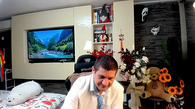 SpartacusDaddy48 online show from 06/01/26, 05:03