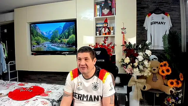 SpartacusDaddy48 online show from 06/14/26, 02:24