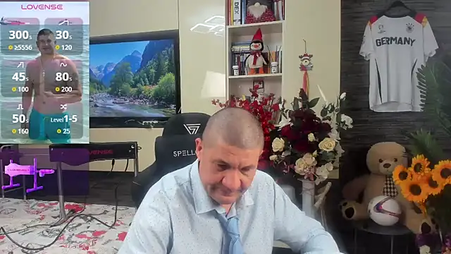 SpartacusDaddy48 online show from 06/20/26, 05:43
