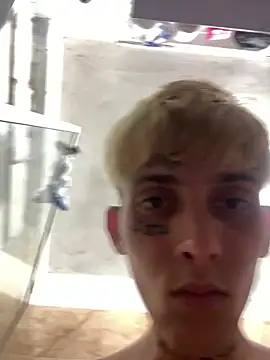 Snapshot of KinkyLatinCock chatting on 09/26/25, 06:50 KinkyLatinCock online show from 09/26/25, 06:50