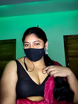 Snapshot of Telugu--Nadhini143 chatting on 10/14/25, 04:08 Telugu--Nadhini143 online show from 10/14/25, 04:08