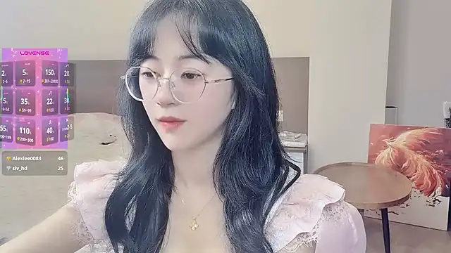 Snapshot of nini_a chatting on 04/11/26, 11:36 nini a online show from 04/11/26, 11:36