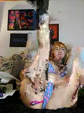 Snapshot of Lilith_LeStrange666 chatting on 11/20/25, 07:41 Lilith LeStrange666 online show from 11/20/25, 07:41