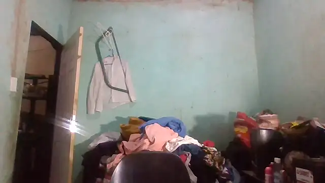 Nicky52 online show from 11/18/25, 04:44