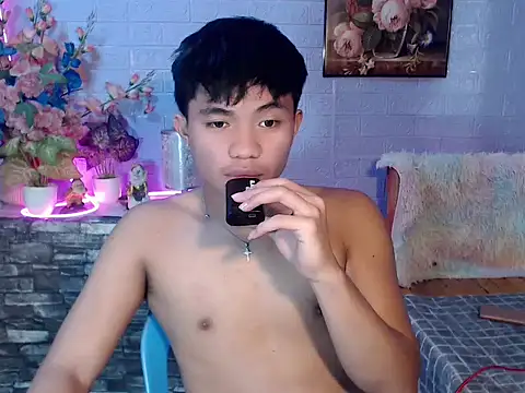 mostwantedtwink online show from 06/04/26, 08:59